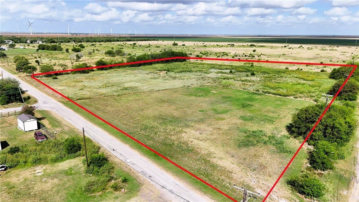 5.56 acres in San Patricio County gallery image 4