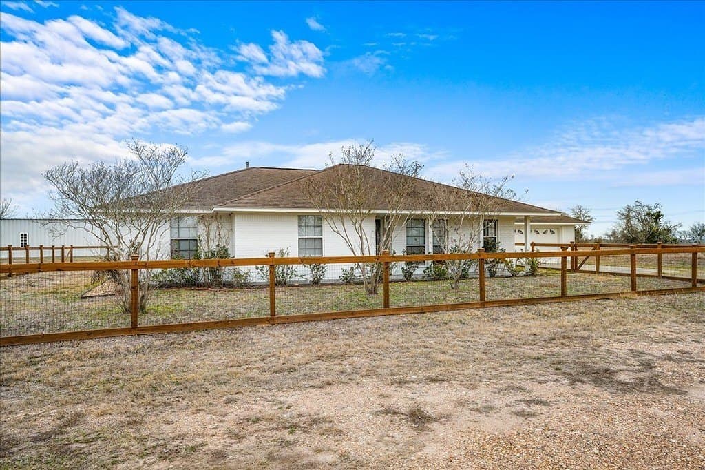 13.17 acres in Fayette County - photo 9