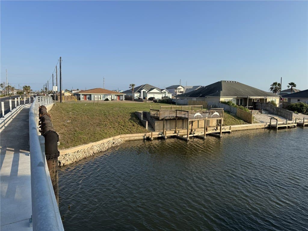 0.25 acres in Nueces County gallery image 4
