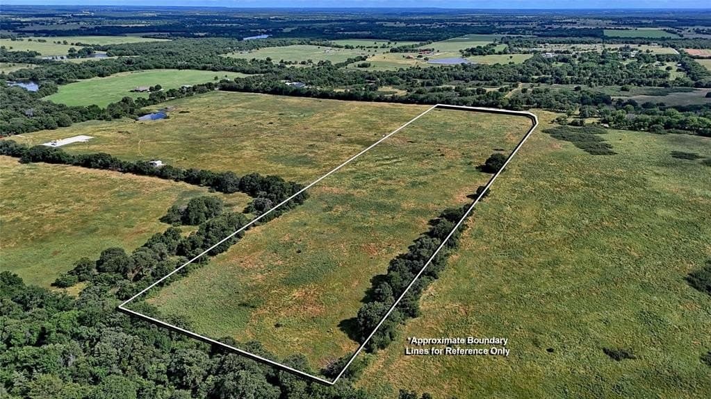 14.56 acres in Montague County