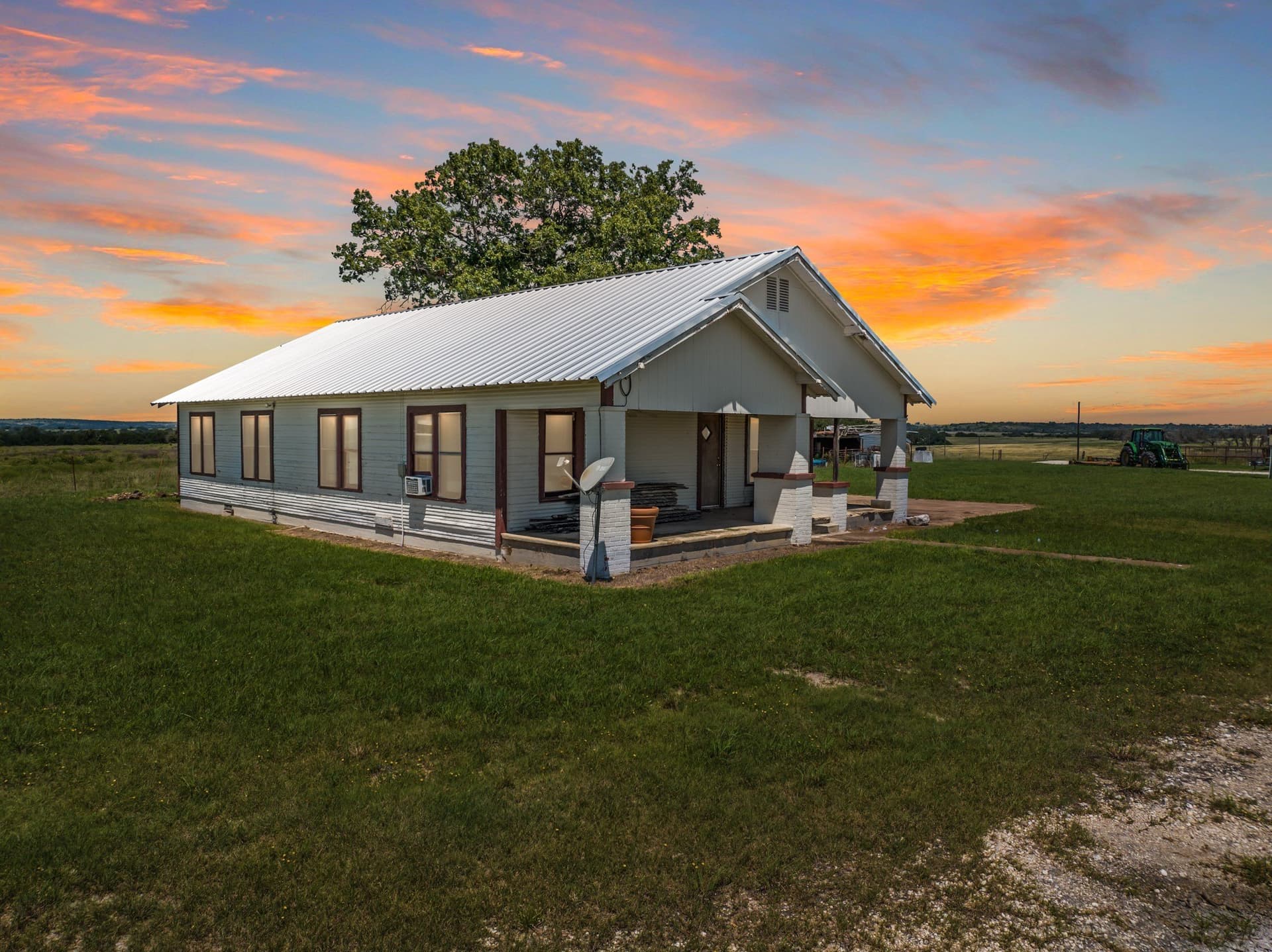 1,567 acres in Hamilton County - photo 4