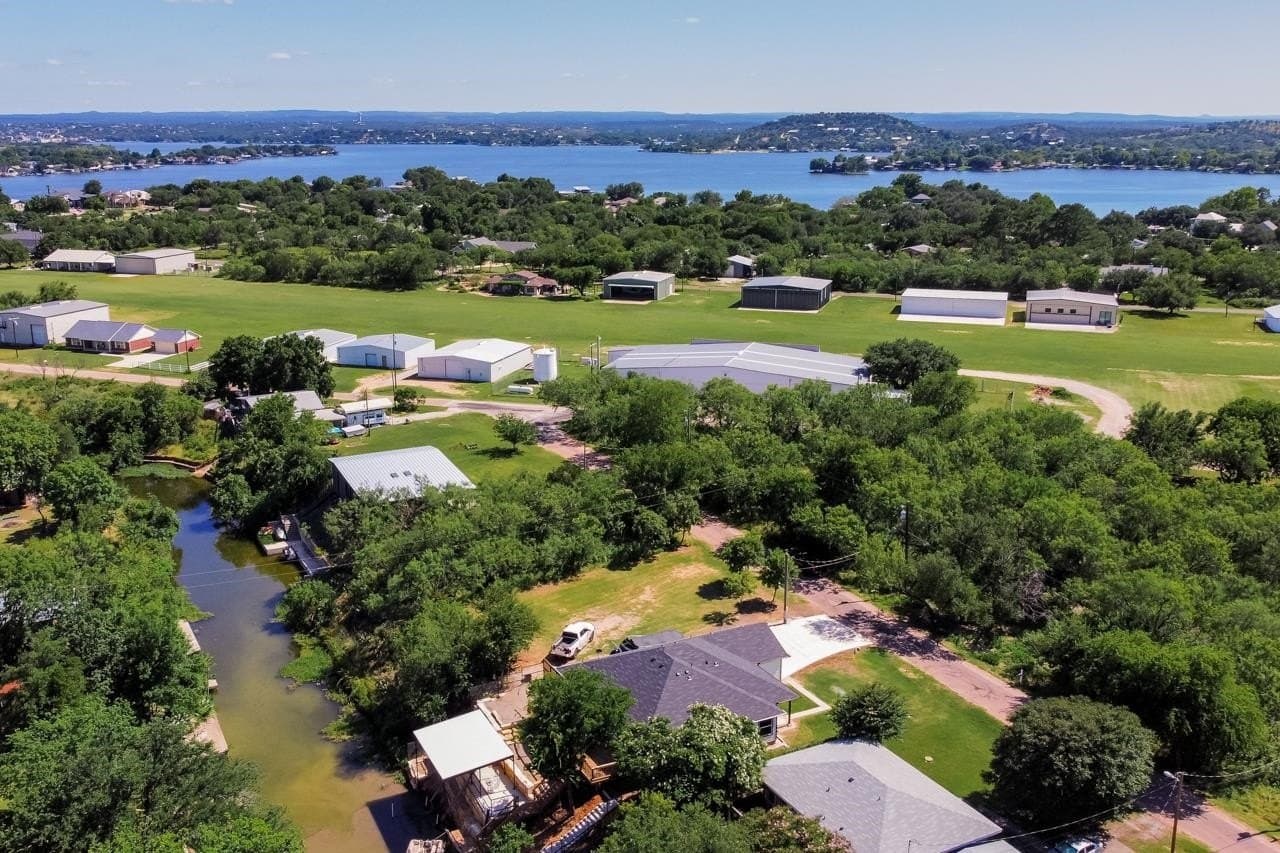 0.22 acres in Llano County gallery image 2