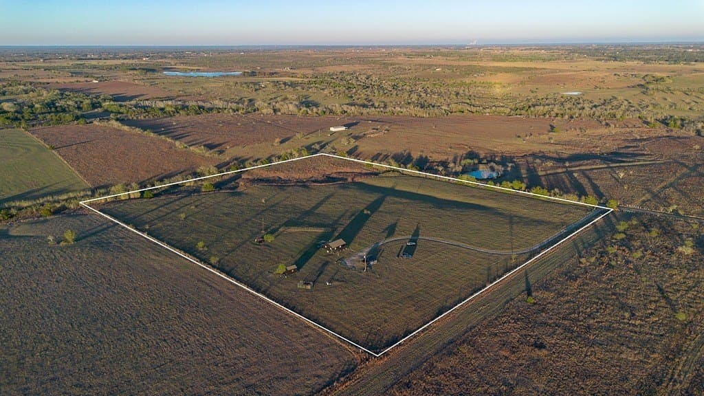 17.96 acres in Fayette County featured view