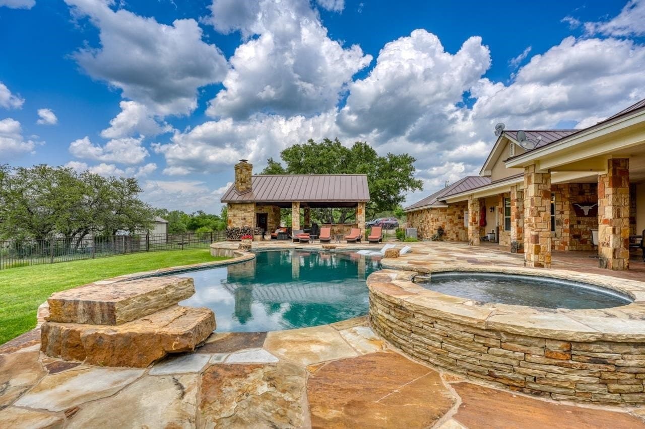 16 acres in Llano County - photo 25