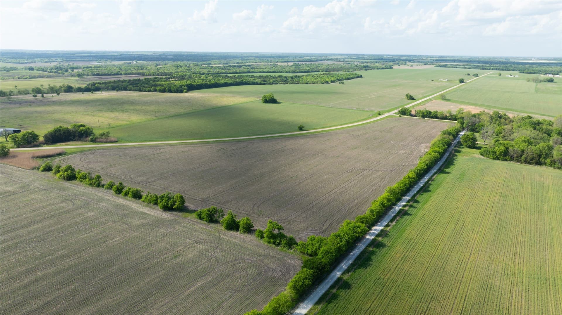 2 acres in Lamar County - photo 2