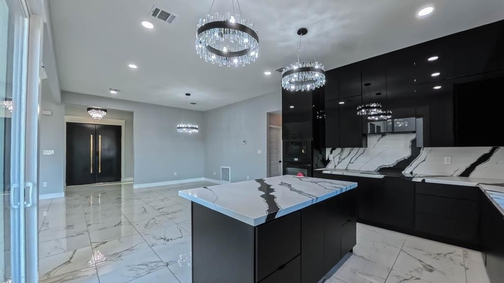 8,400 acres in Maverick County gallery image 2