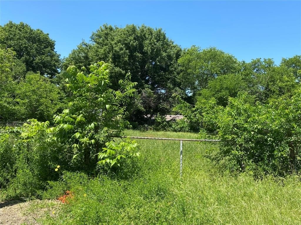 0.14 acres in Navarro County