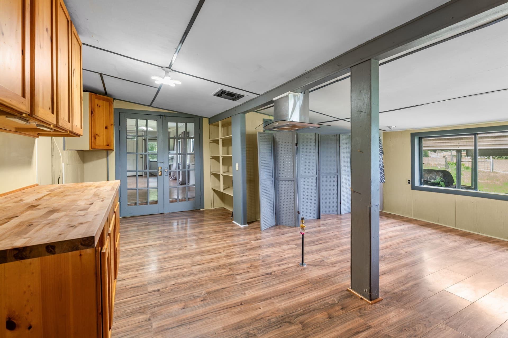 10 acres in McLennan County gallery image 4