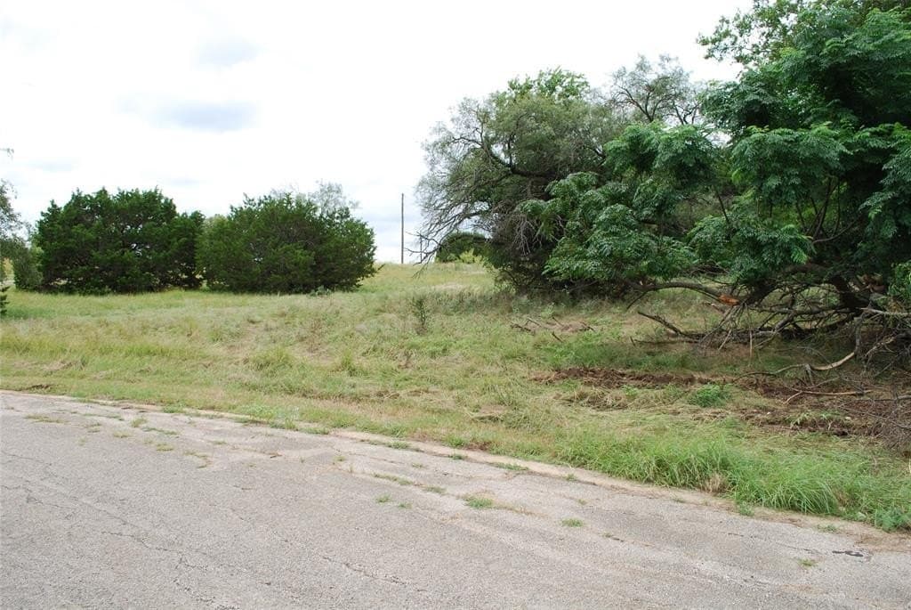 0.17 acres in Hill County gallery image 2