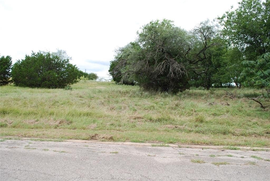 0.17 acres in Hill County gallery image 3