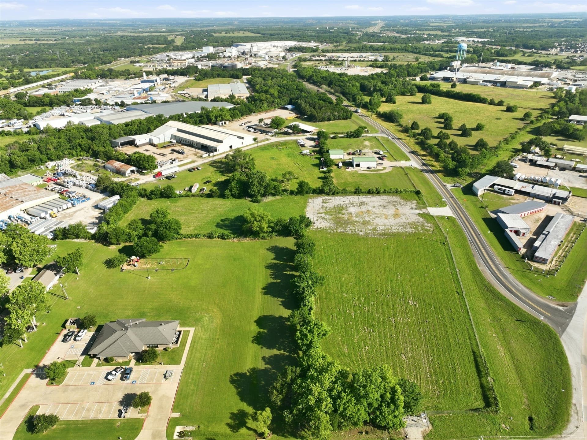 5 acres in Ellis County featured view