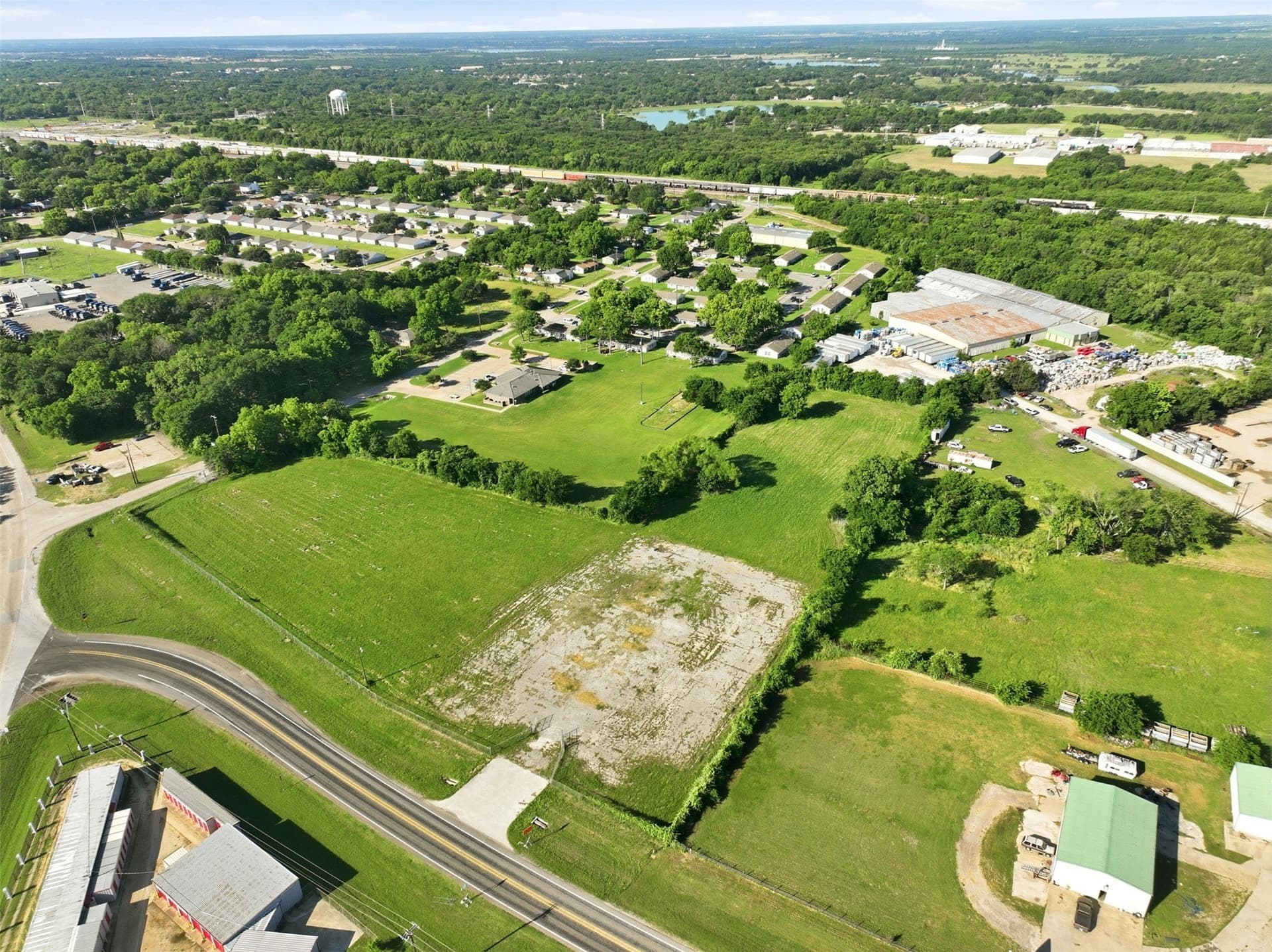 5 acres in Ellis County gallery image 2