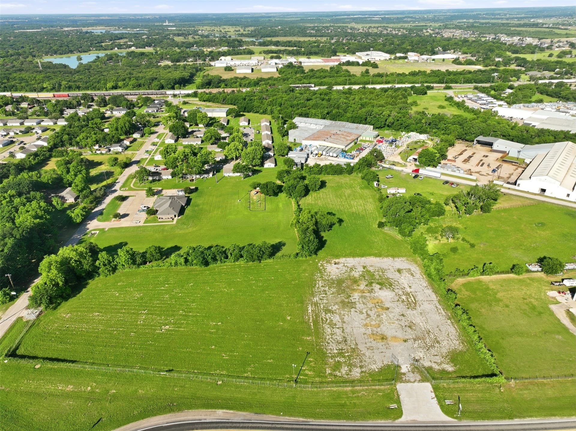 5 acres in Ellis County gallery image 3
