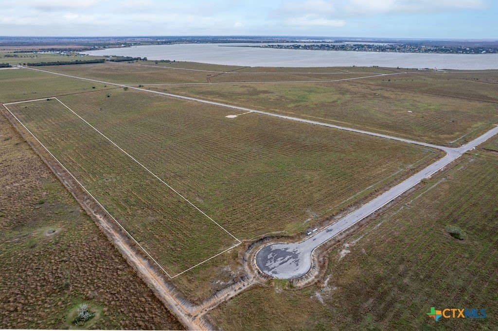 2.01 acres in Calhoun County featured view