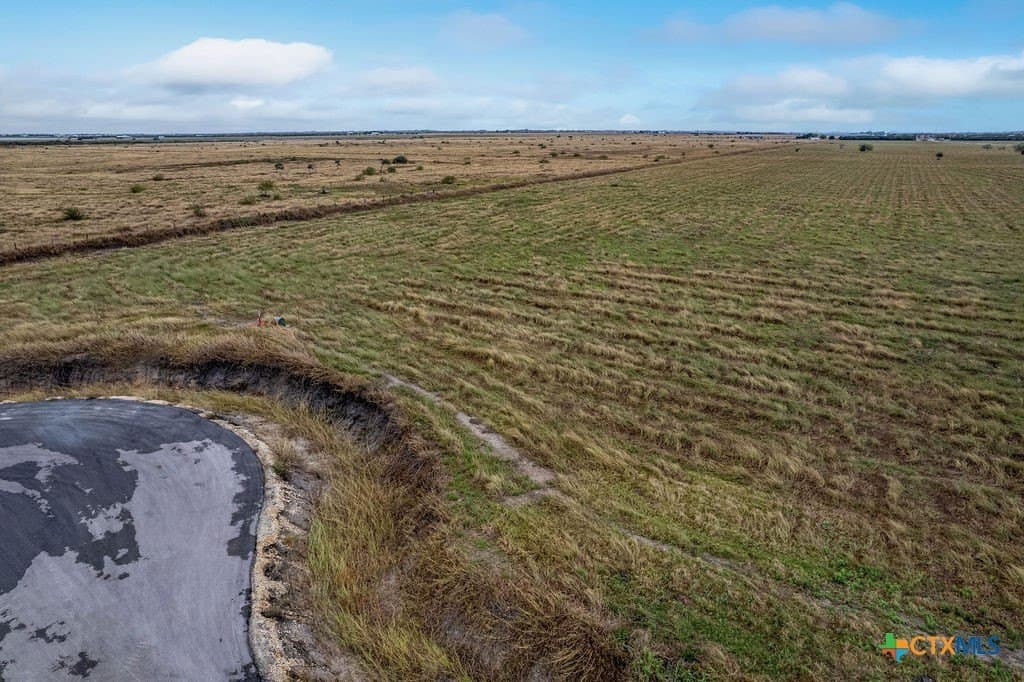 2.01 acres in Calhoun County - photo 9