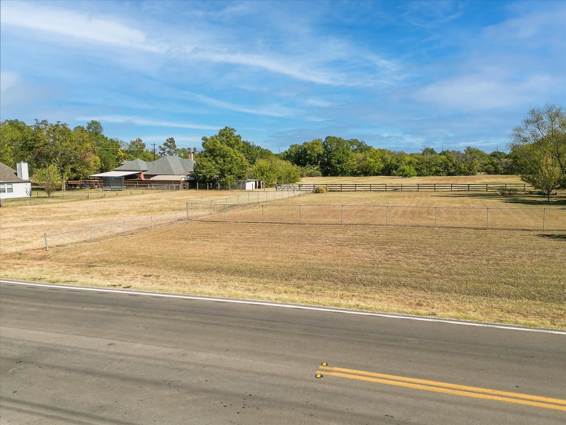 2.61 acres in Denton County gallery image 4