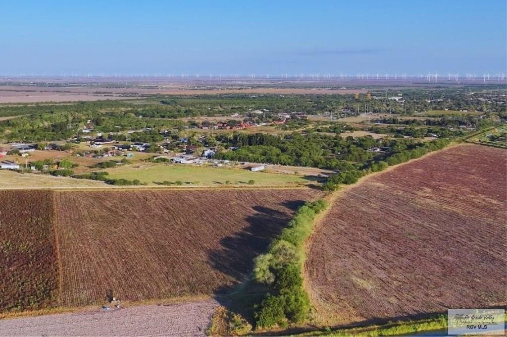 10.05 acres in CAMERON County gallery image 4