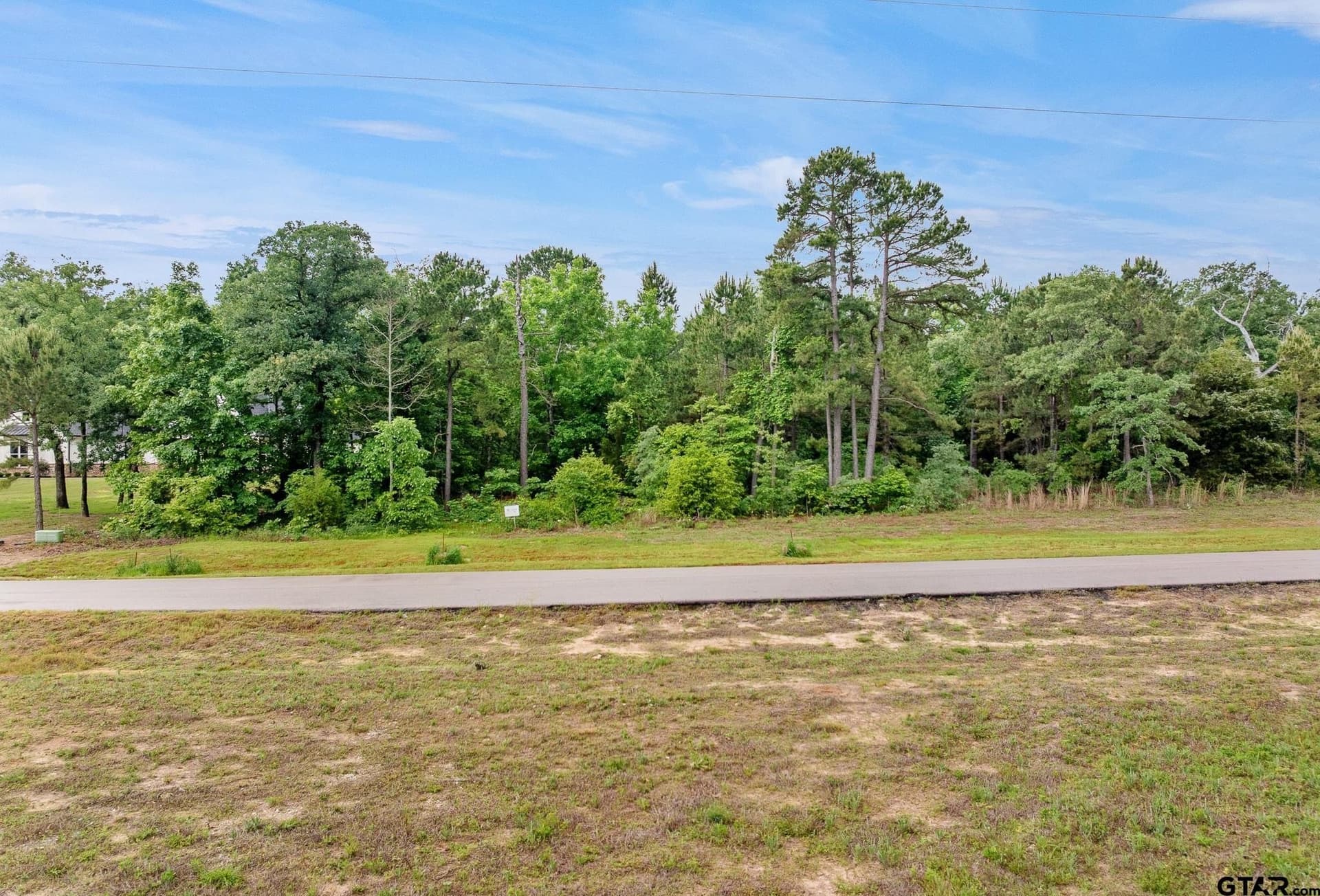 2.62 acres in Henderson County gallery image 3