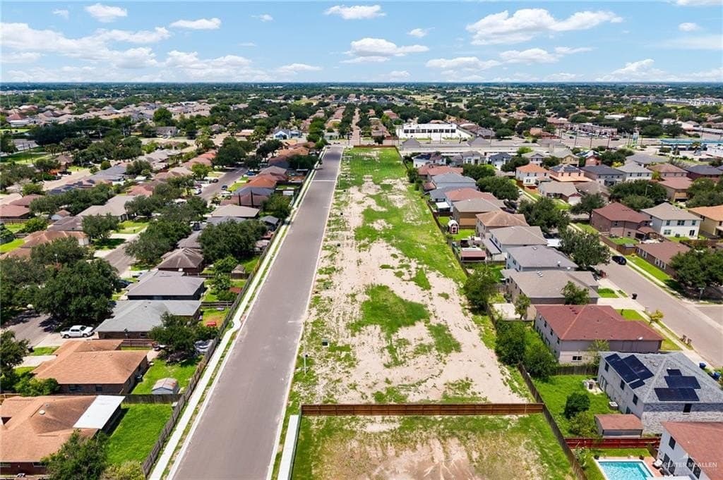 0.07 acres in Hidalgo County - photo 11
