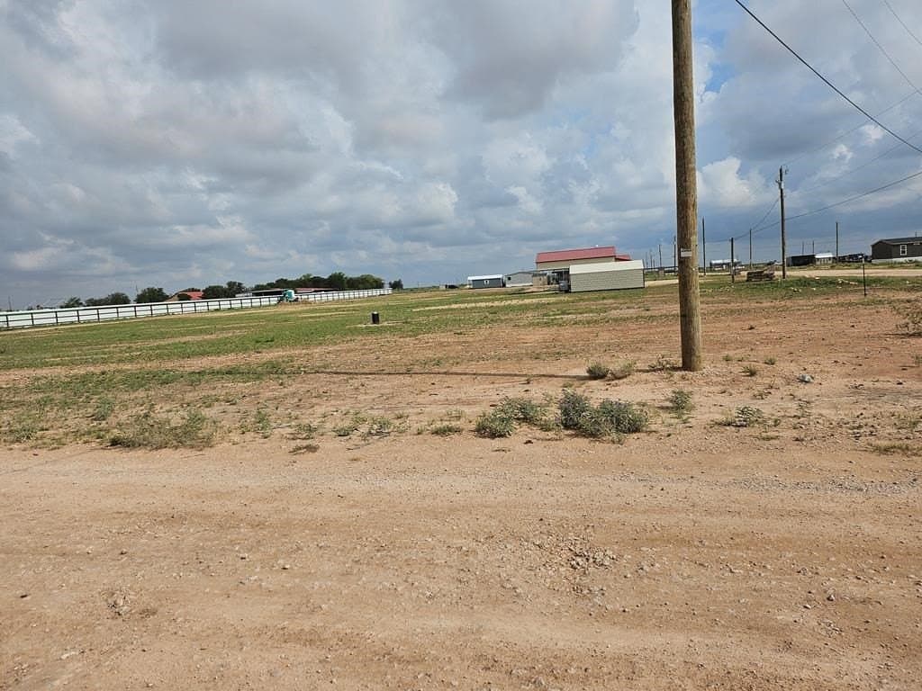 1.34 acres in Martin County gallery image 2