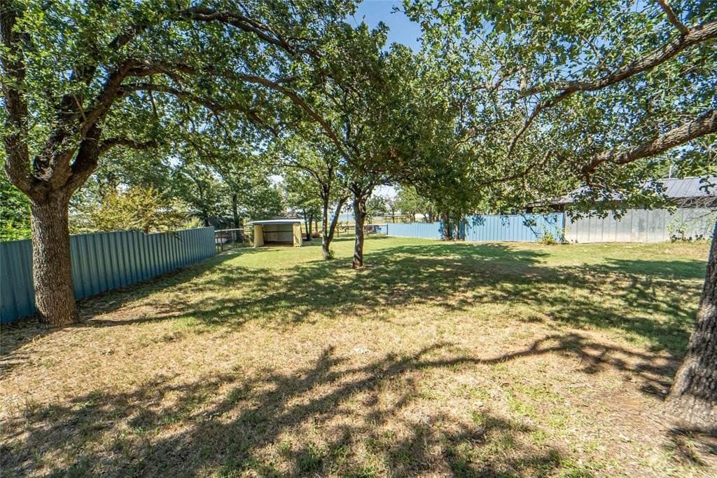 0.43 acres in Stephens County gallery image 3