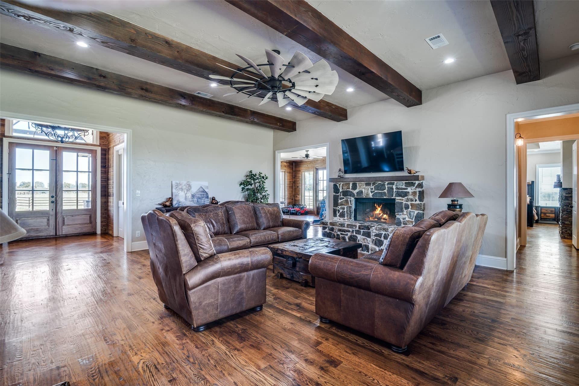 10 acres in Van Zandt County - photo 6