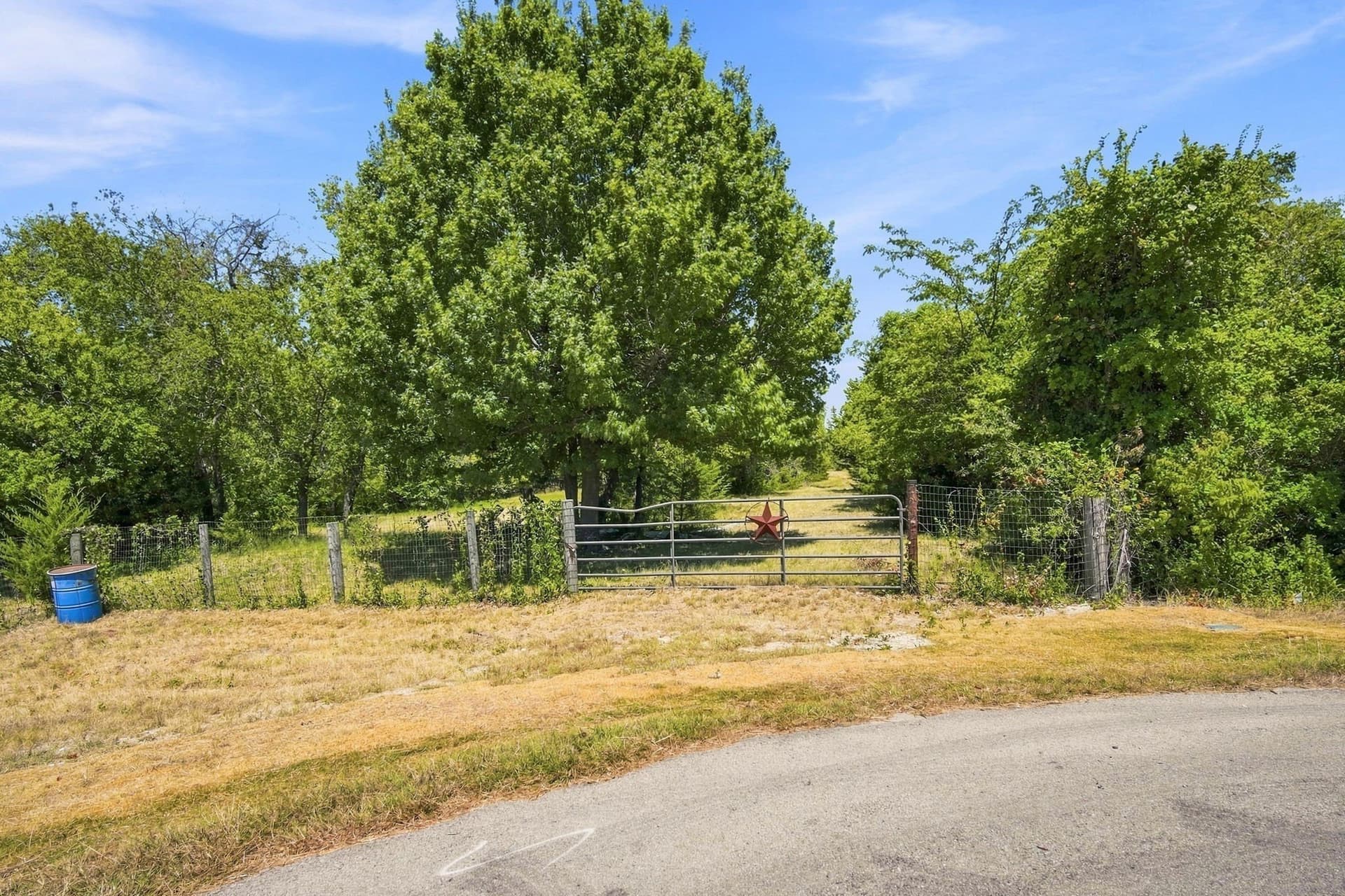 6.19 acres in Ellis County - photo 3