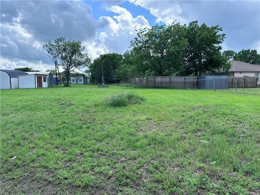 0.24 acres in Burleson County featured view