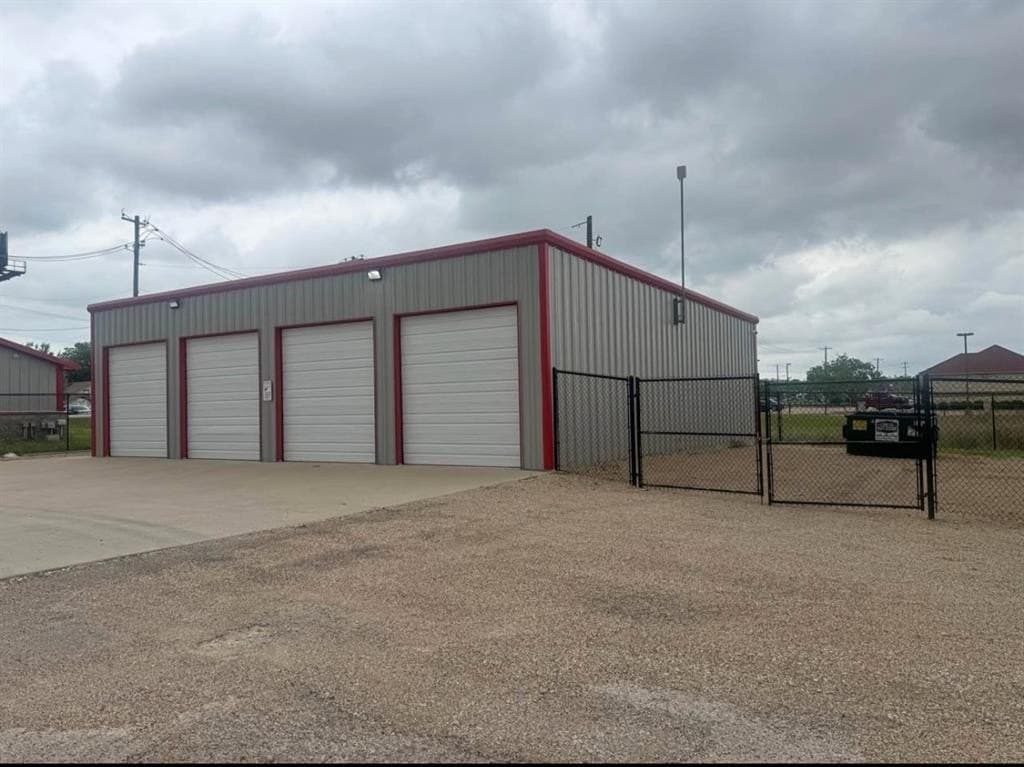 19.1 acres in Tarrant County gallery image 2