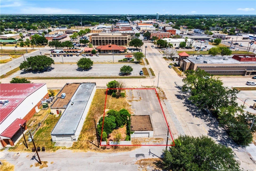 0.15 acres in Kleberg County - photo 4