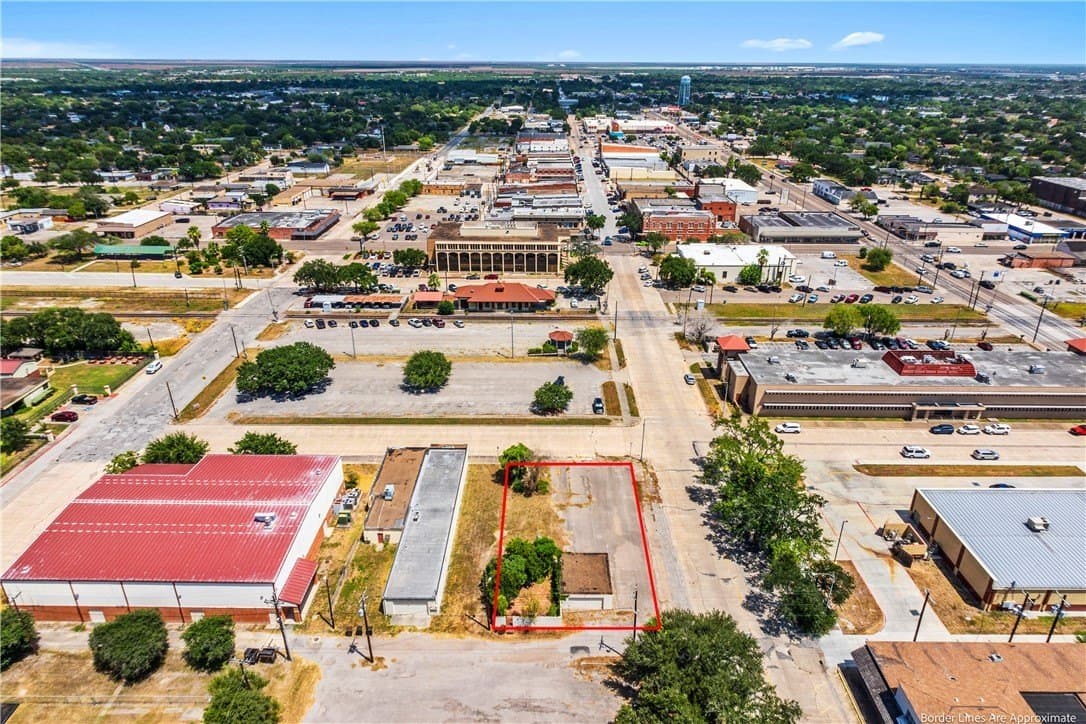 0.15 acres in Kleberg County - photo 6