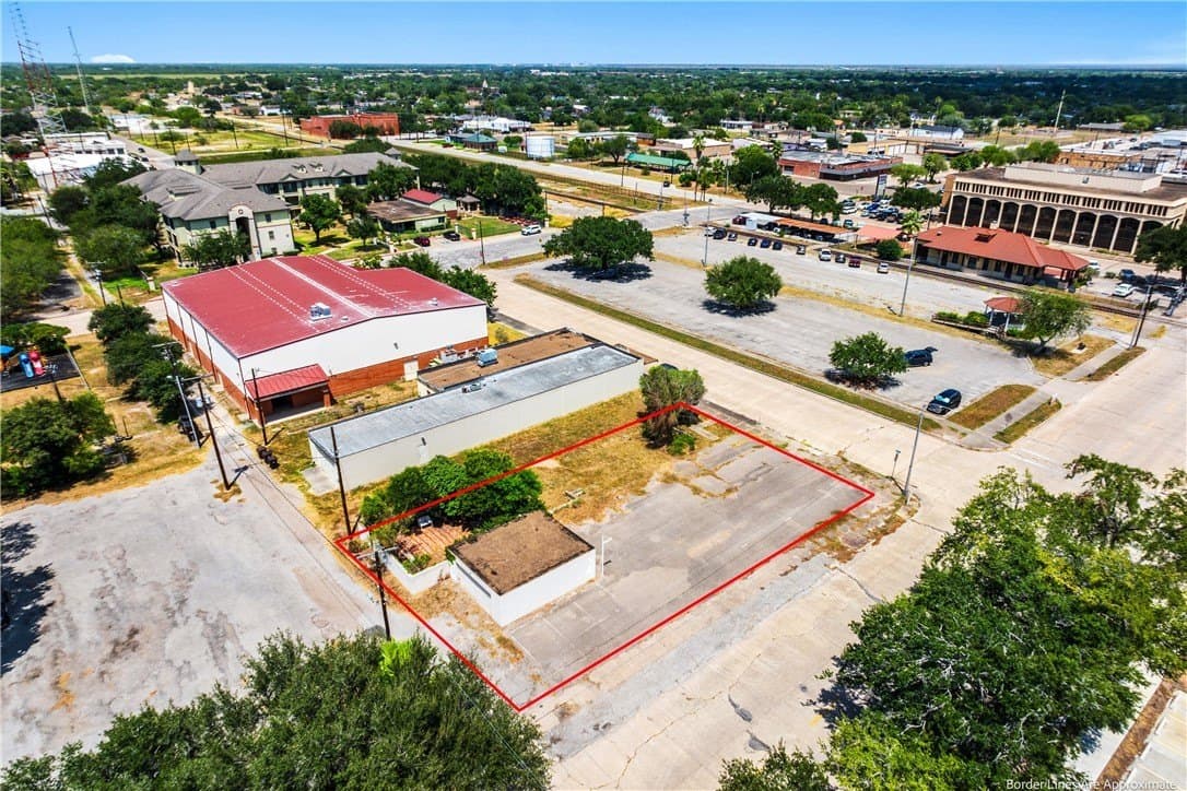 0.15 acres in Kleberg County - photo 3