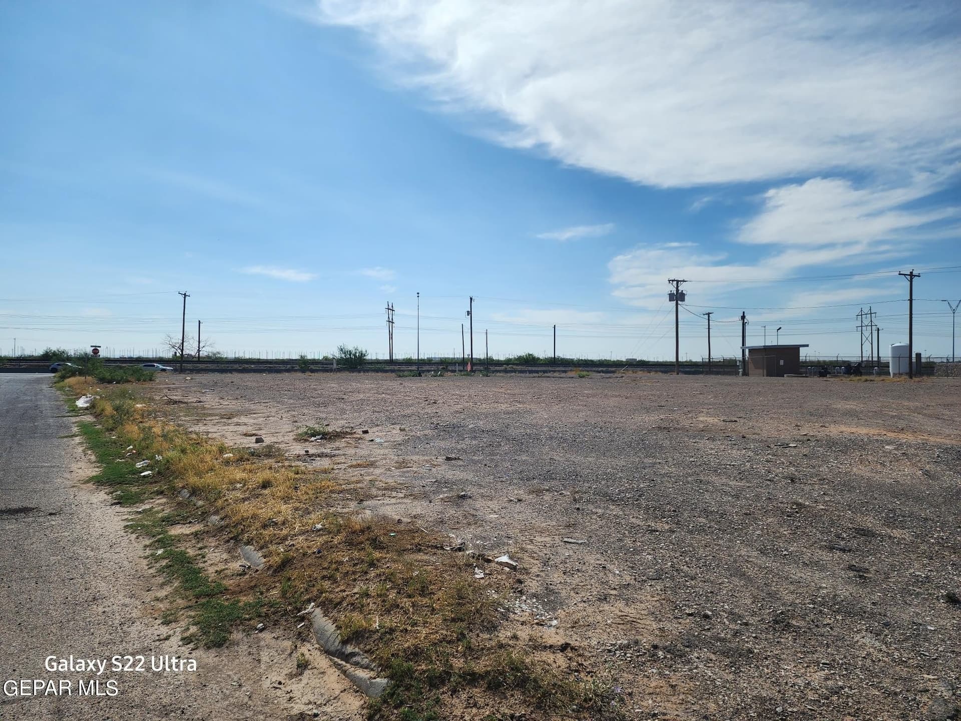 1 acres in El Paso County gallery image 2