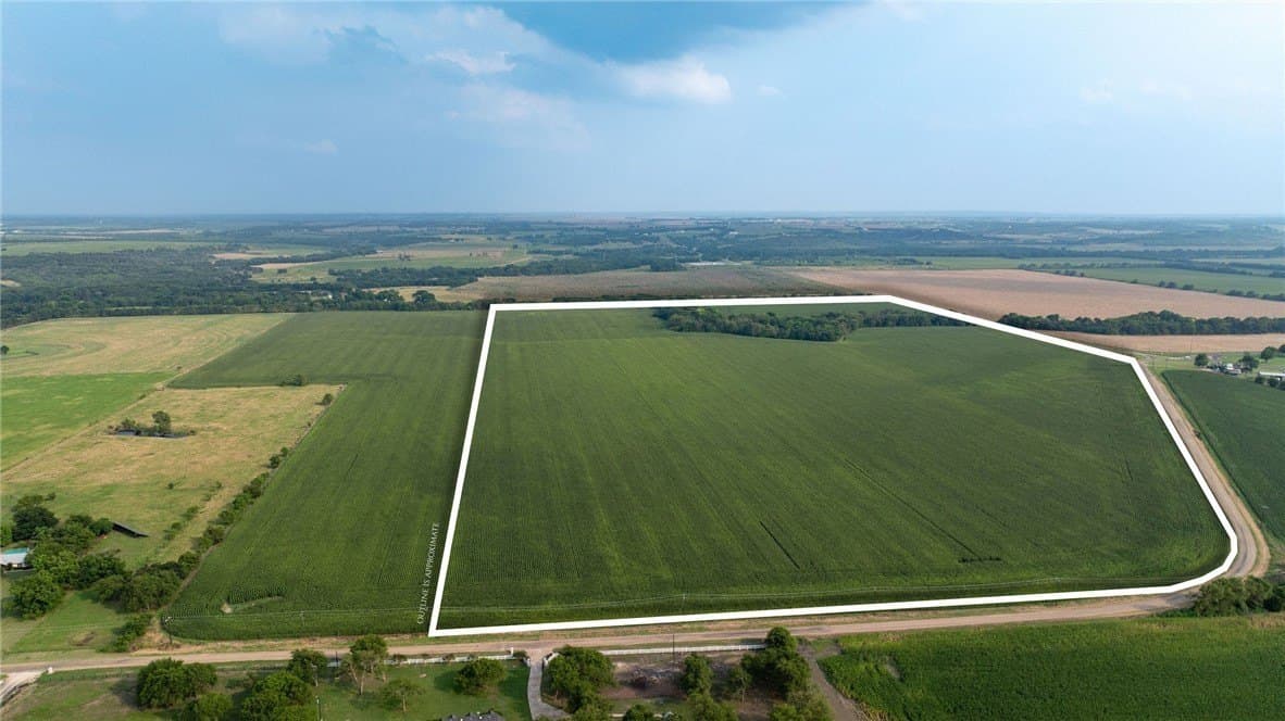 120 acres in McLennan County - photo 2