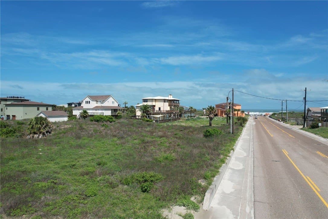 0.6 acres in Nueces County gallery image 4