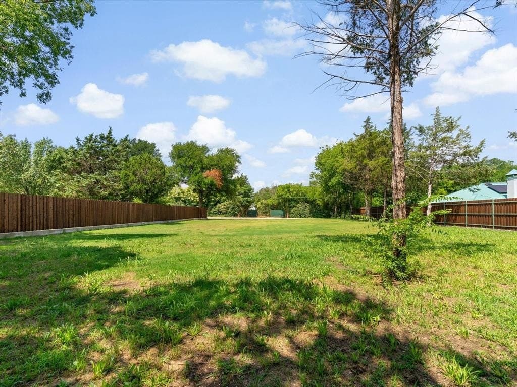 0.33 acres in Dallas County featured view