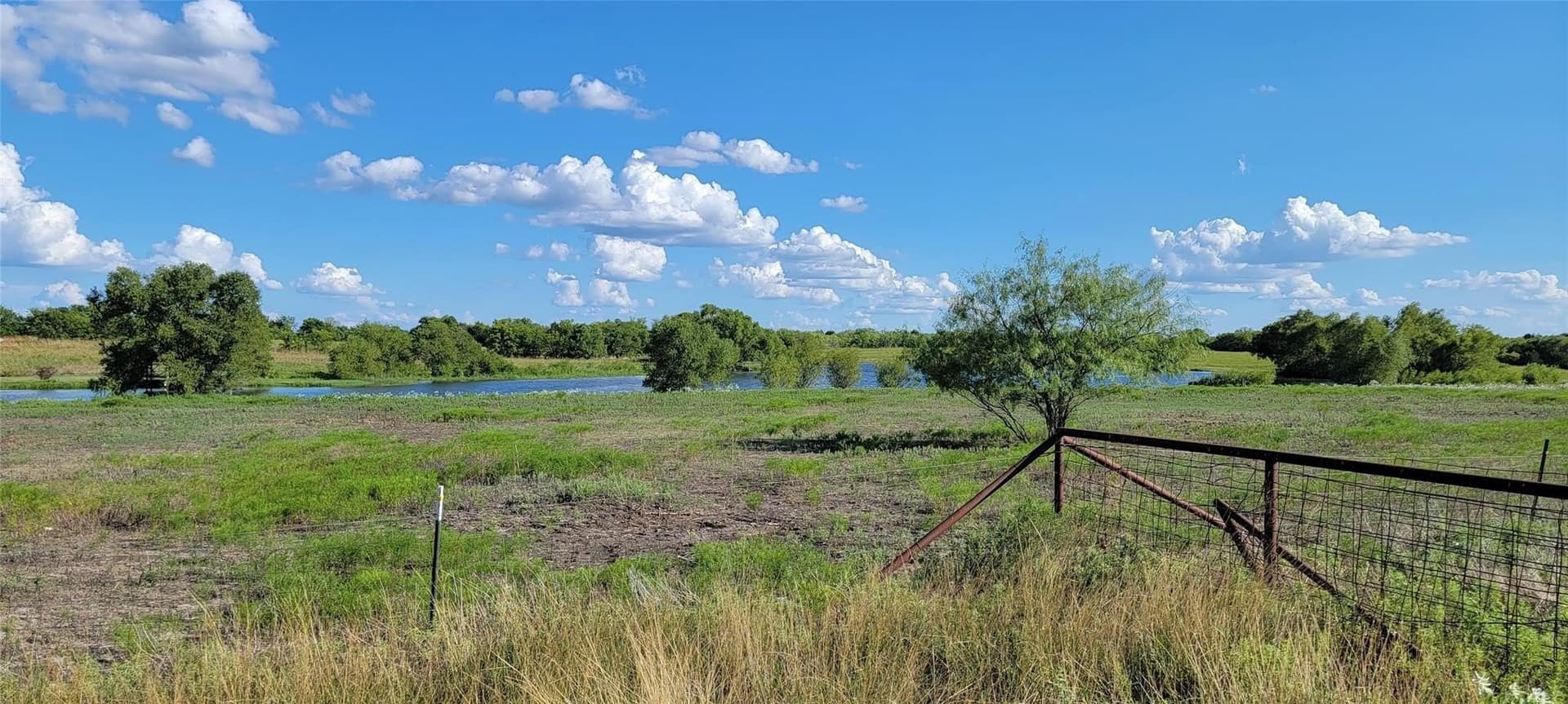 17.85 acres in Kaufman County - photo 3