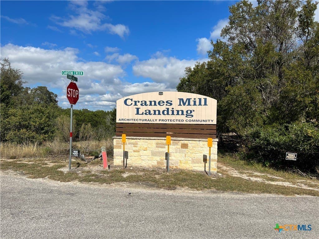 1.41 acres in Comal County - photo 3