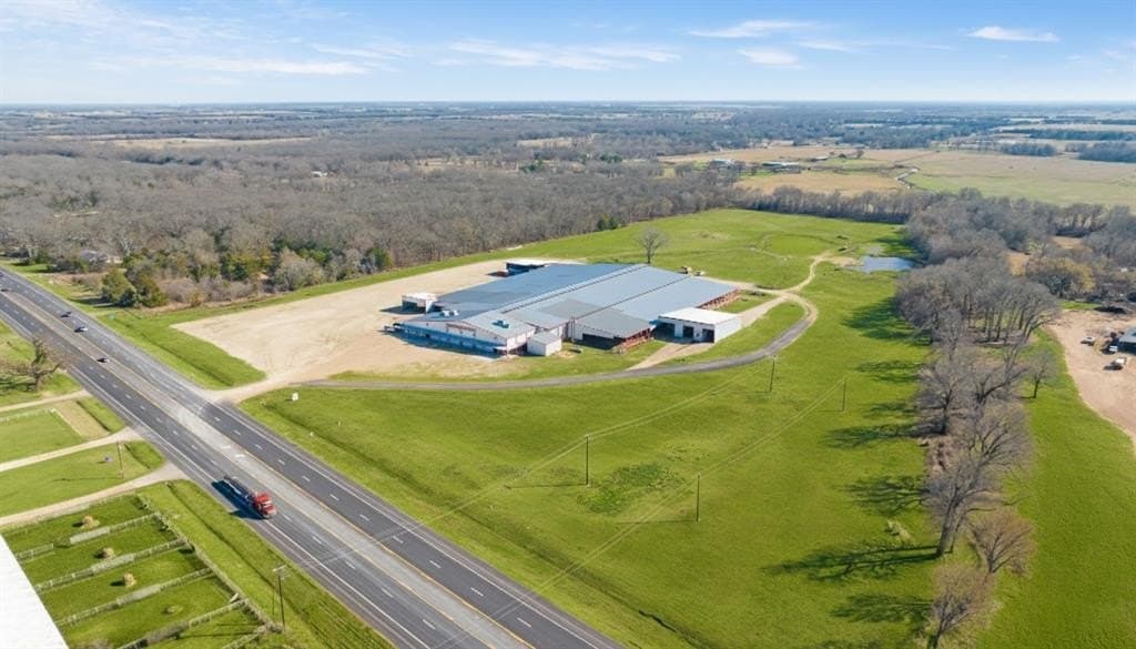 30 acres in Lamar County