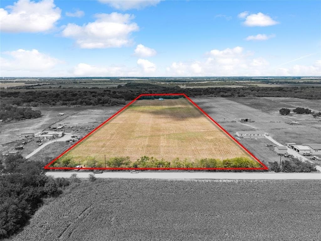 17.86 acres in Hunt County
