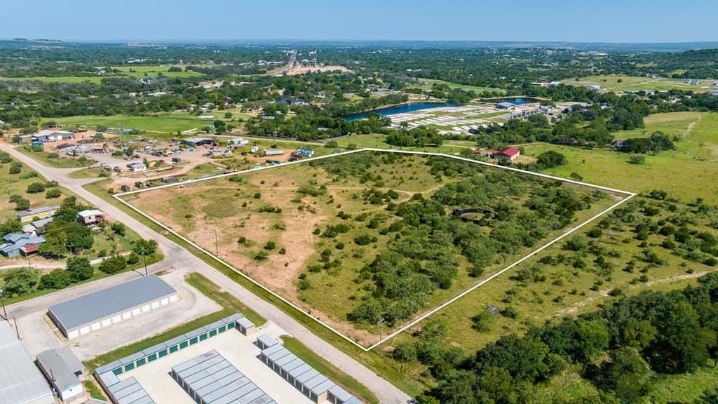 10.77 acres in Gillespie County gallery image 2