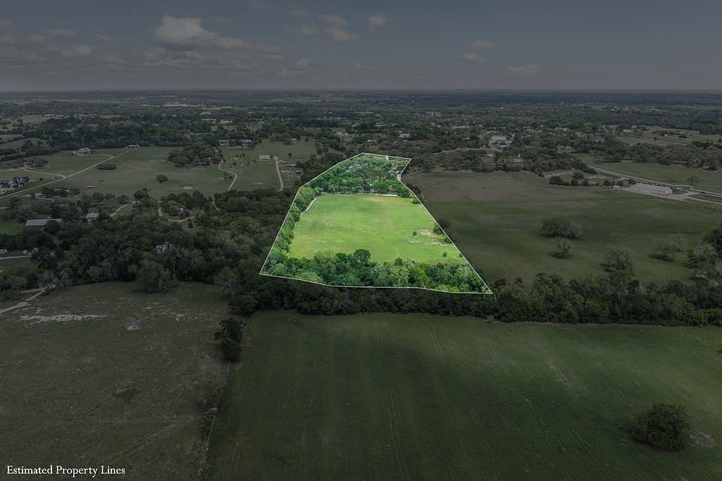 20.56 acres in Fayette County - photo 11