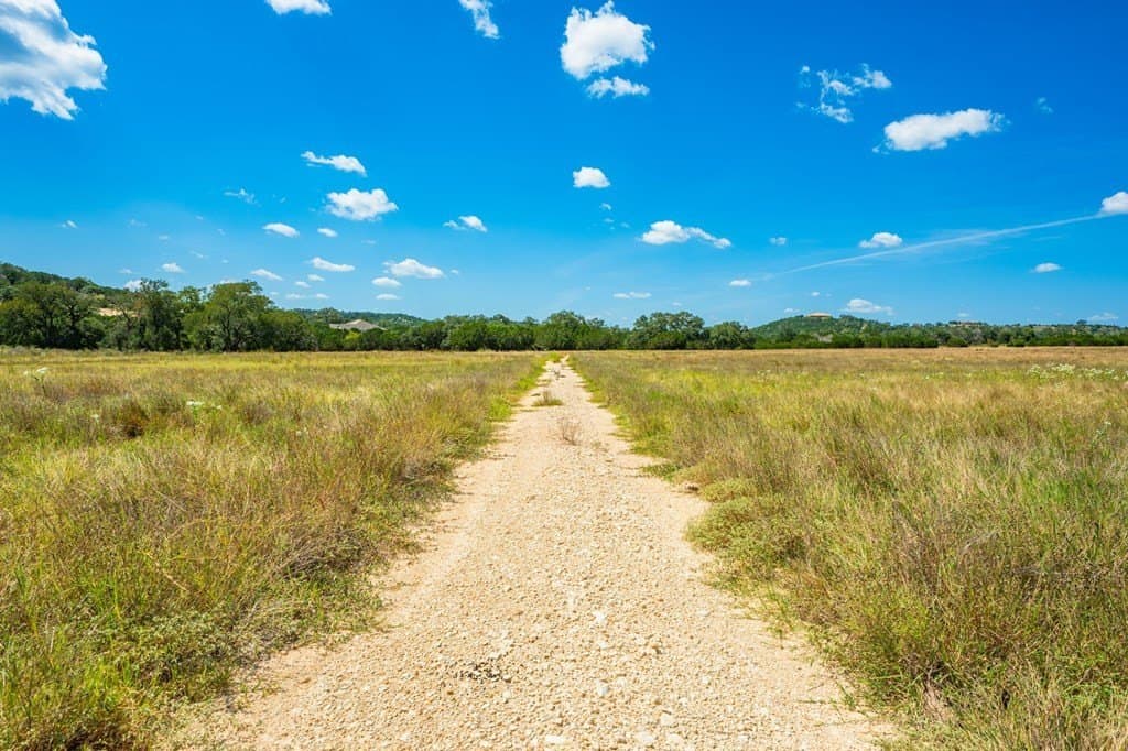5.27 acres in Kerr County - photo 7
