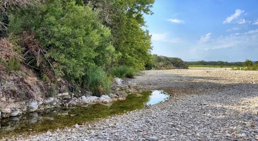 130 acres in Edwards County - photo 30