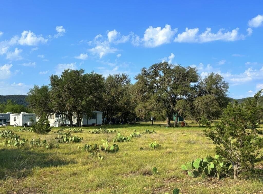 130 acres in Edwards County - photo 9