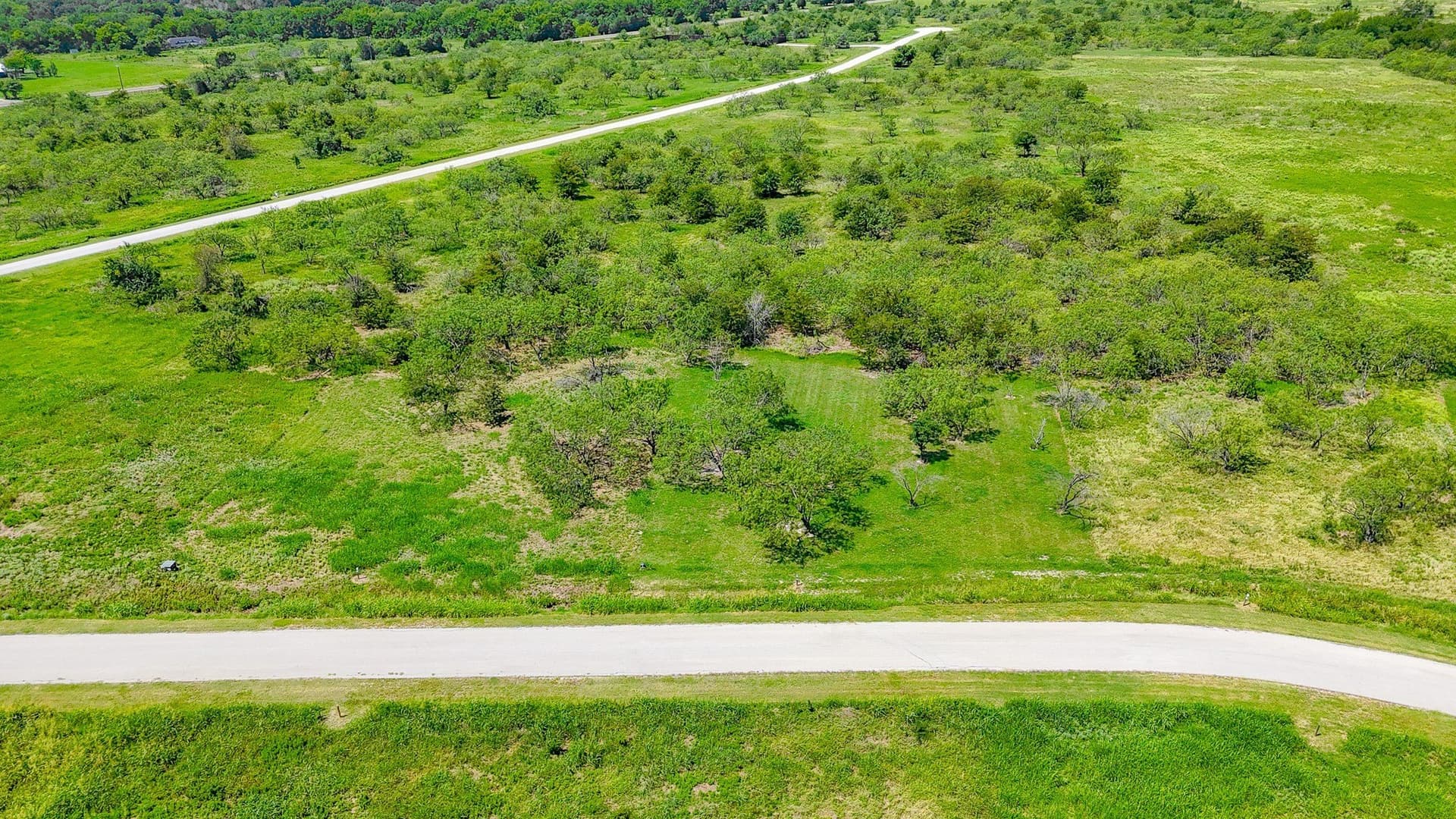 1.05 acres in Navarro County - photo 15