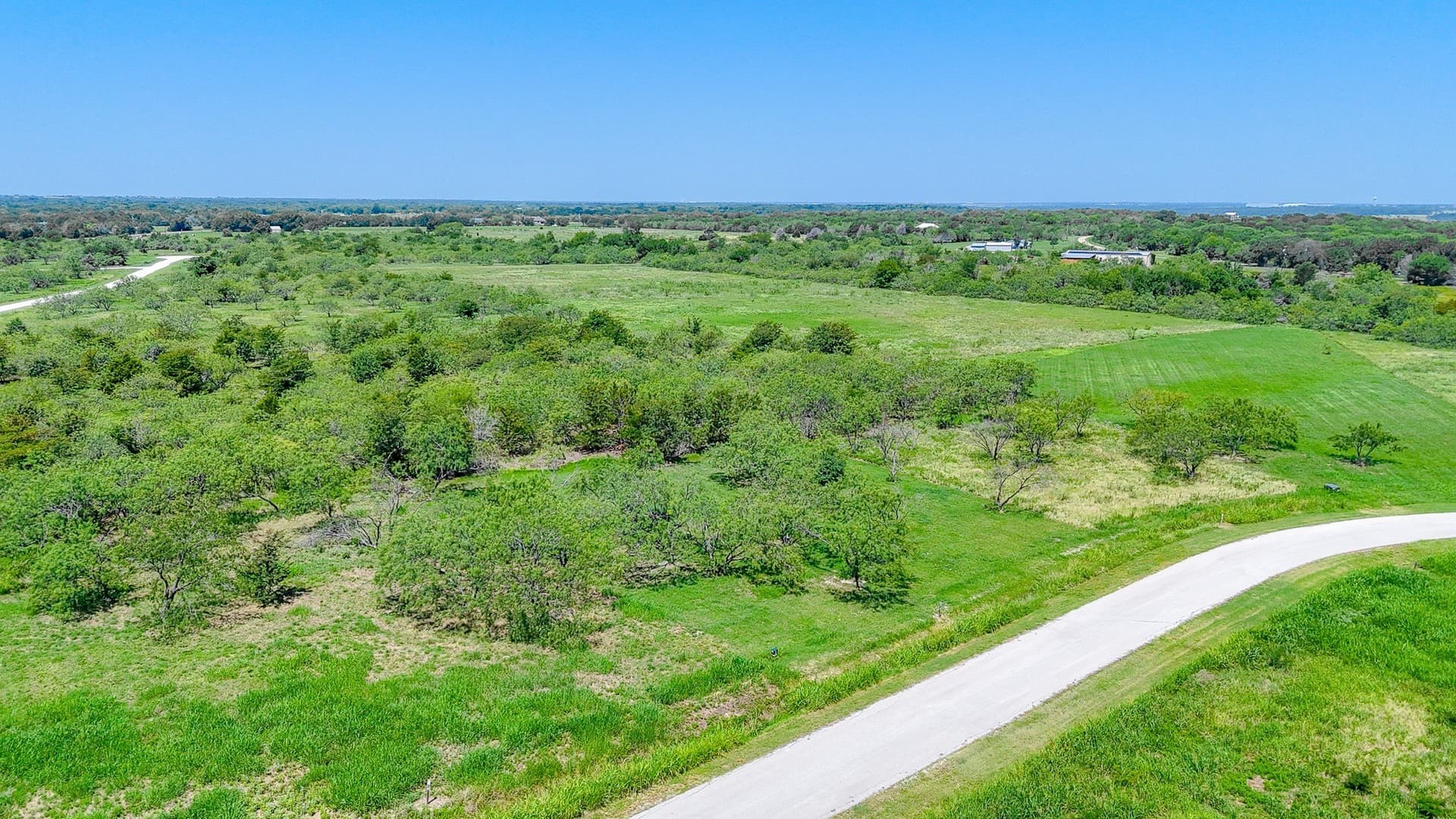 1.05 acres in Navarro County - photo 11