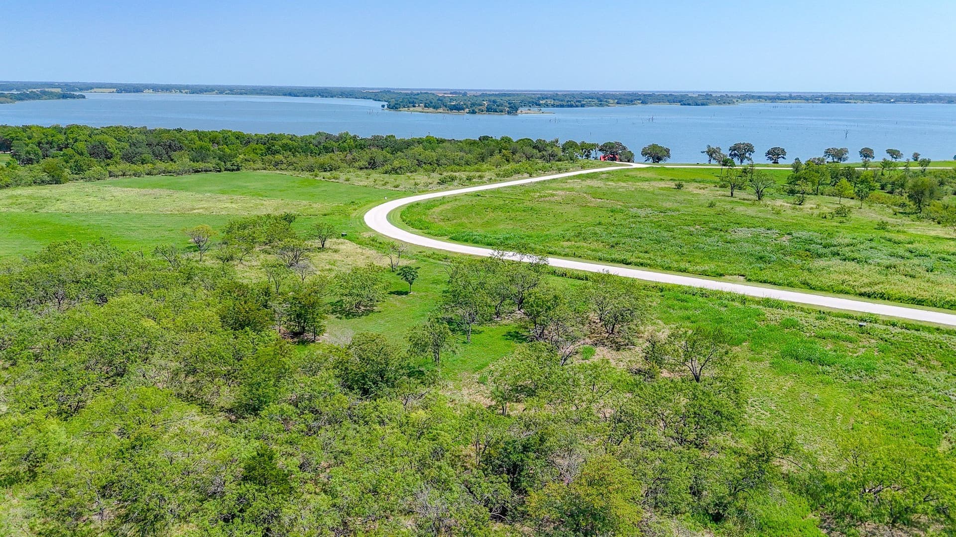1.05 acres in Navarro County - photo 28
