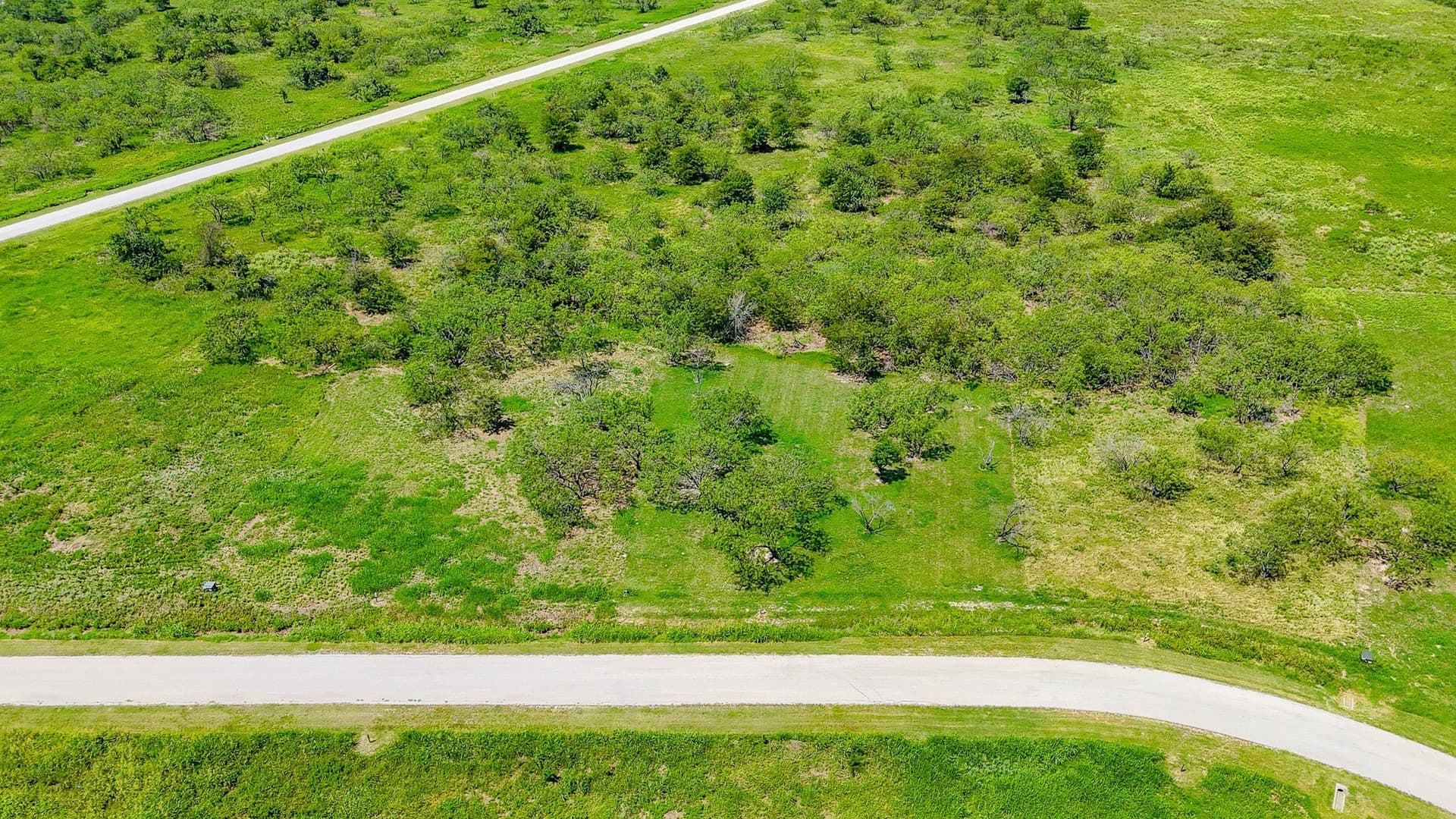 1.05 acres in Navarro County - photo 16
