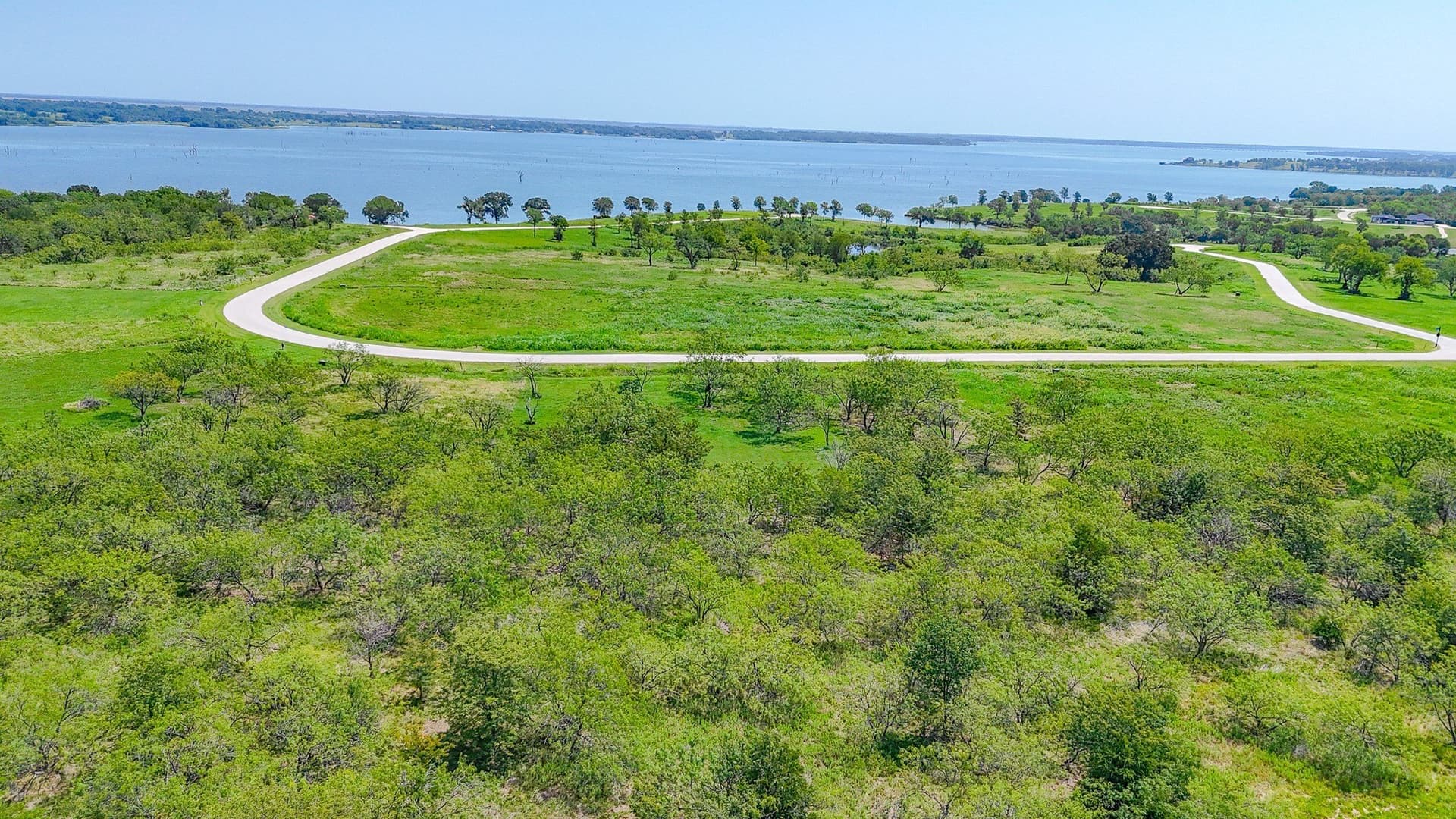 1.05 acres in Navarro County - photo 26